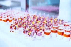 AlogaFriends Event in Urbach: Teilnehmer beim erfolgreichen Networking und Austausch von Geschäftskontakten