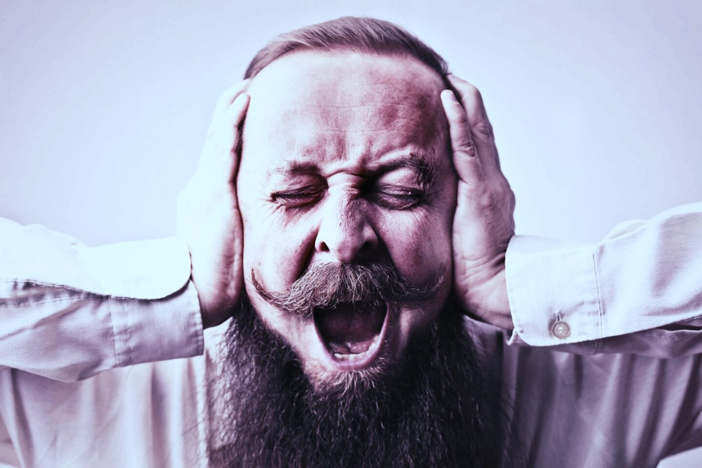 MAES & JACOBS Insolvenzberater bei der Rettung einer angeschlagenen GmbH durch Sanierungsmaßnahmen