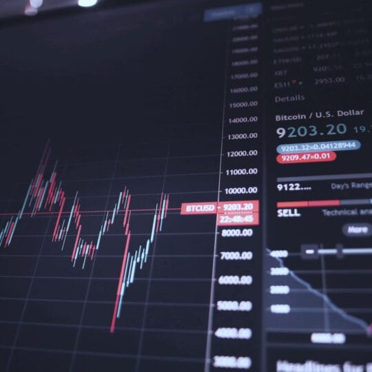 cocamo 9 Justin Peter, Experte für Shopify-Programmierung und Social Media Marketing auf Instagram und TikTok