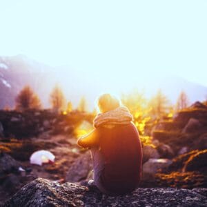 cocamo 4 Frau bietet psychologische Beratung und energetische Heilmethoden an, um ganzheitliche Unterstützung zu geben