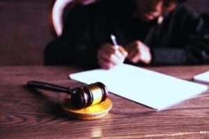 Rechtsanwalt Michael Augustin, Experte für Medienrecht, IT-Recht und Persönlichkeitsrecht in seiner Kanzlei