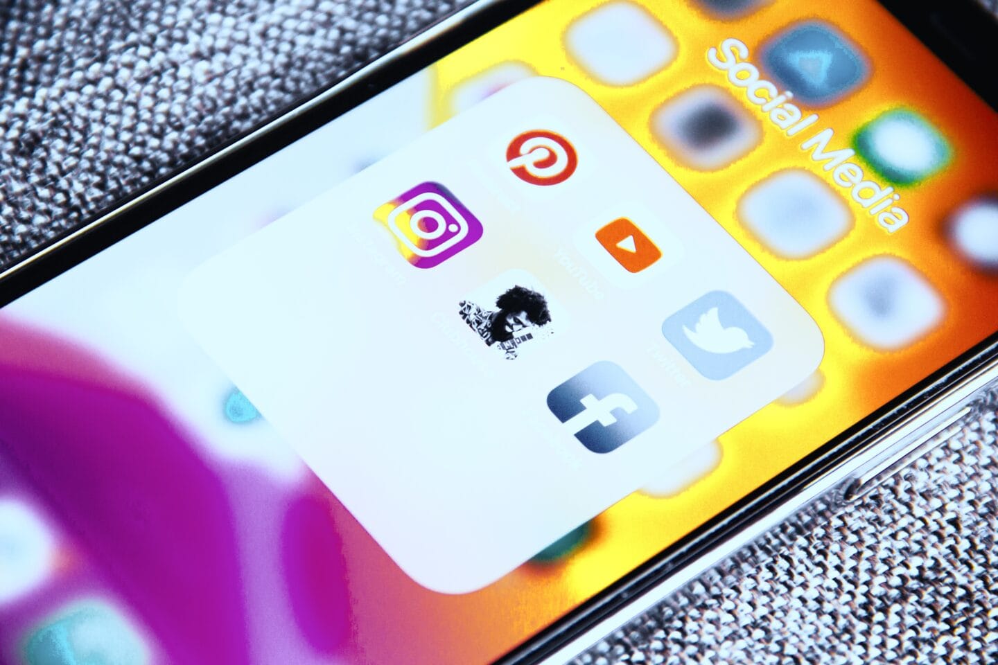 Revolutionäres Marketing-Tool von Norbert Peter kombiniert Werbung und Backlinks für effektives Online-Marketing