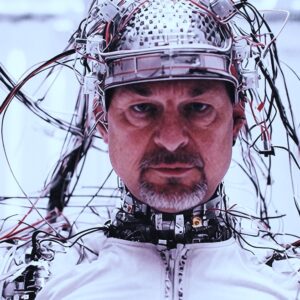 DOGMA – DOGMA fragt: Sind wir noch frei oder län