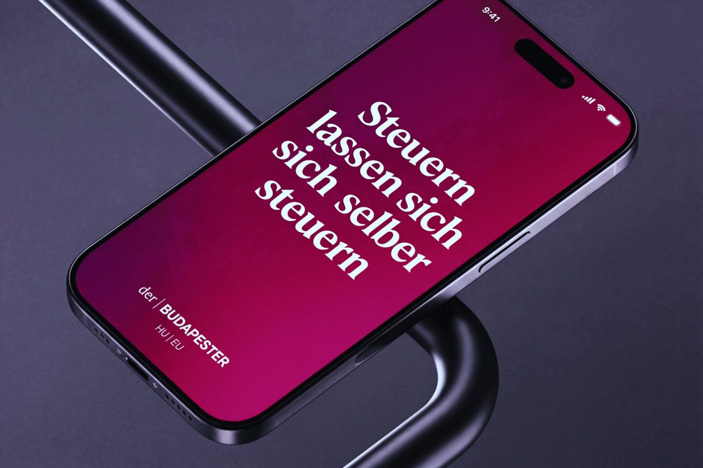 IFB Steuerproblem – Smartphone zeigt Steuerberatungsapp auf weinrotem Display mit Steuererklärung