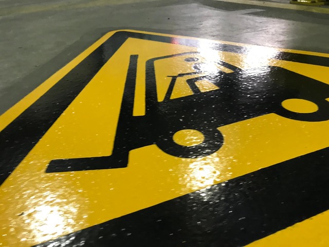 Markierungslösungen für Hallenboden - wir entdecken gemeinsam achtsame Wege zur perfekten Bodengestaltung Markierungslösungen für Hallenboden - wir entdecken gemeinsam achtsame Wege zur perfekten Bodengestaltung